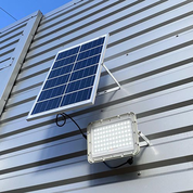 Прожектор светодиодный на солнечной батарее 150W аккумуляторный (LiFePO4, 30000mAh) 6V, 30W PROTESTER SLFL1501
